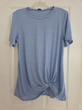Women's Light Blue Short Sleeve Knot Tee XL Fits Like Large